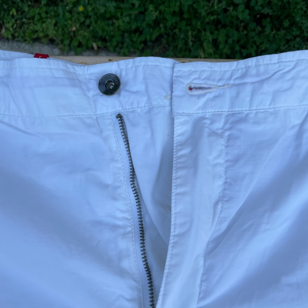 Men’s white Victorinox shorts Sz. 38 - Picture 8 of 10